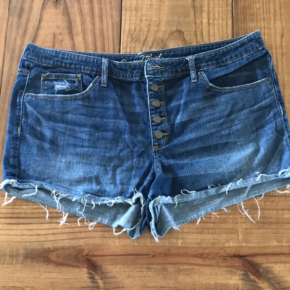 Universal thread jean shorts